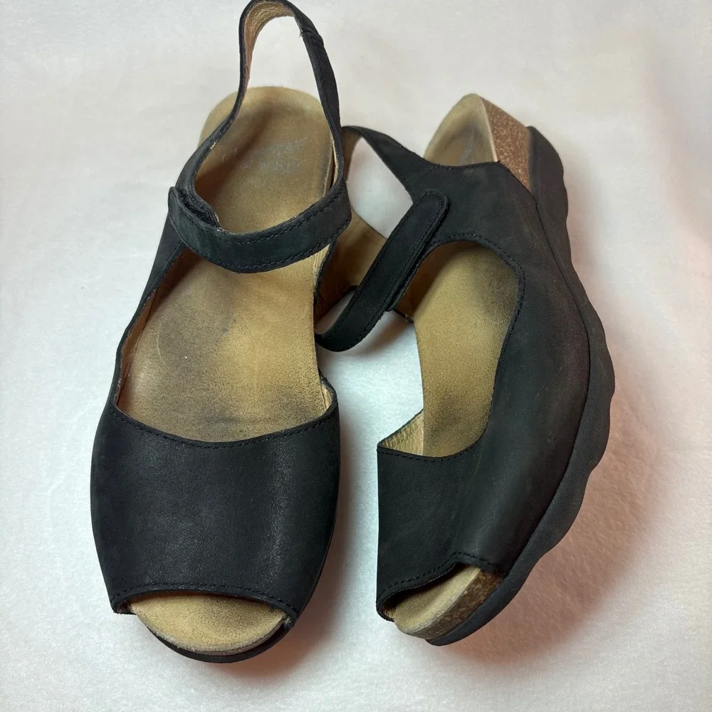 Dansko Black Leather Wedge Sandals Peep Toe Ankle Strap Comfort Shoes Size 37